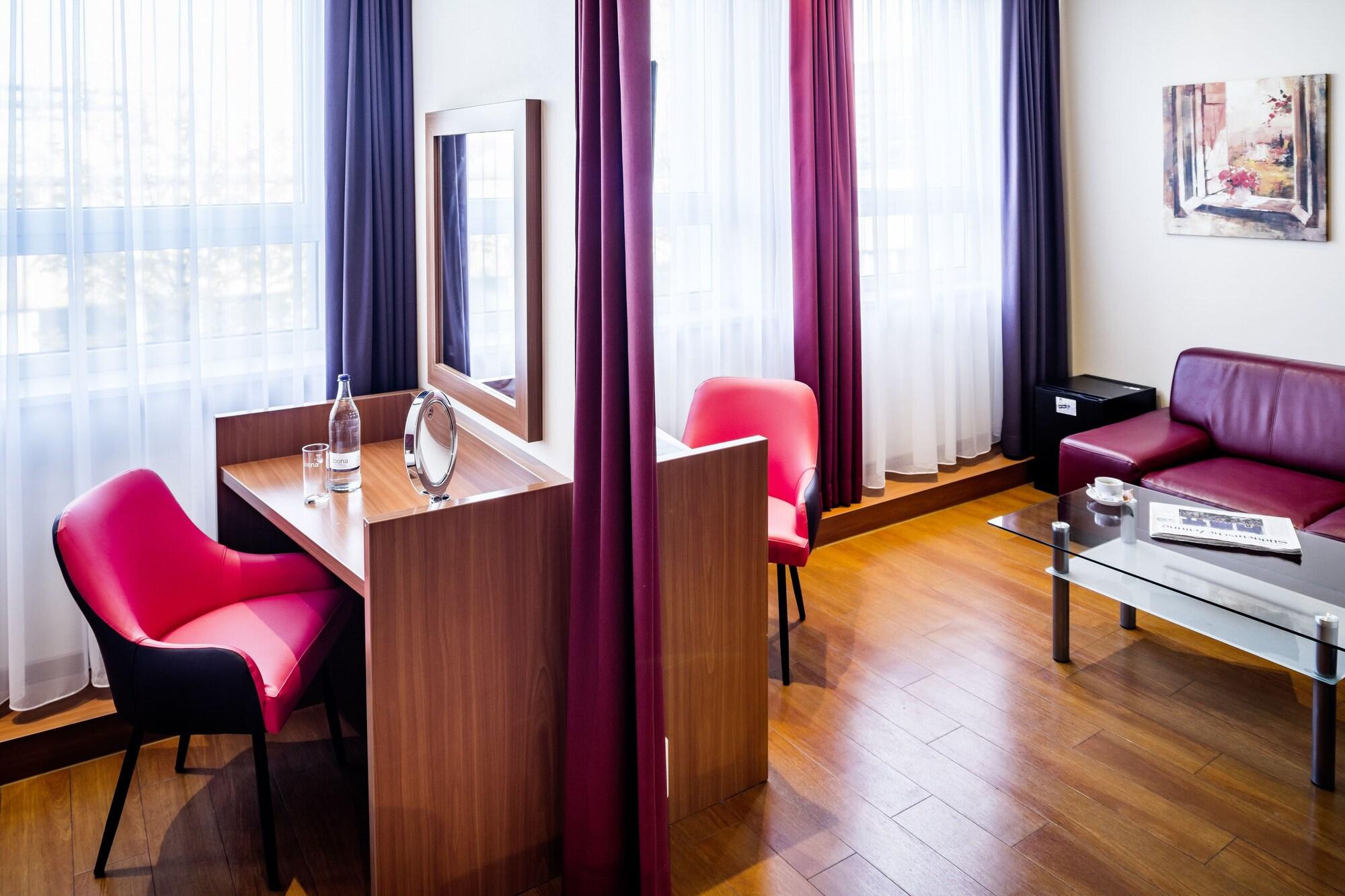 Star G Hotel Muenchen Schwabing Экстерьер фото